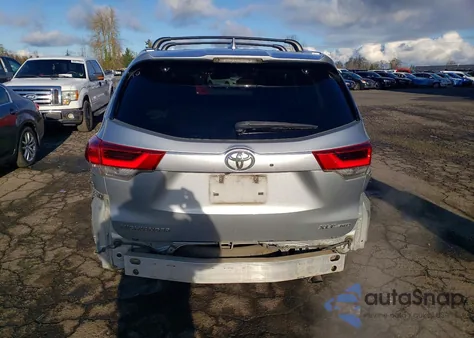 2019 Toyota Highlander Se from USA, damaged, VIN 5TDJZRFH0KS922022